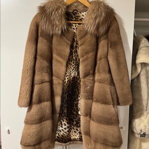 100% Elegant Brown Real Female Mink  Coat